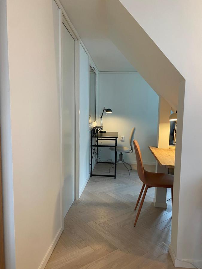 Entire Renovated Apartment From 1780 With Kitchen, Bath, Bedroom, And Living Room In Skuteviken Берген Екстер'єр фото